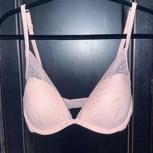 Victoria’s Secret Lightly-Lined Lace Plunge Bra - Pale Pink - 34D